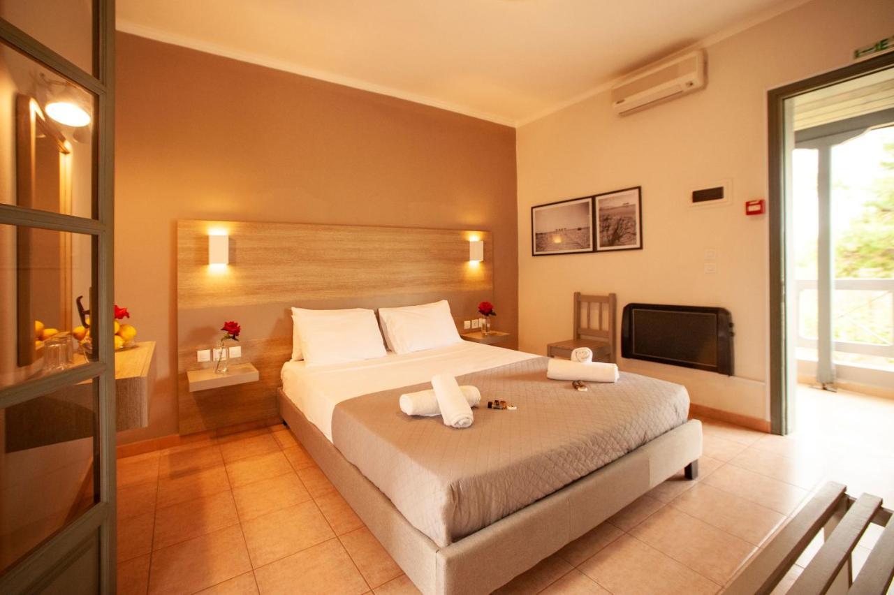 Seimeio Strofilia Hotel Kalogria  Ngoại thất bức ảnh